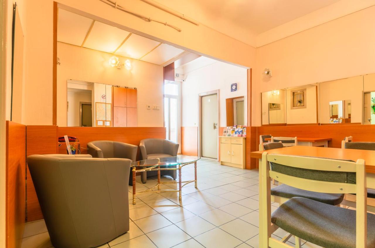 Eitans Guesthouse บูดาเปสต์ ภายนอก รูปภาพ